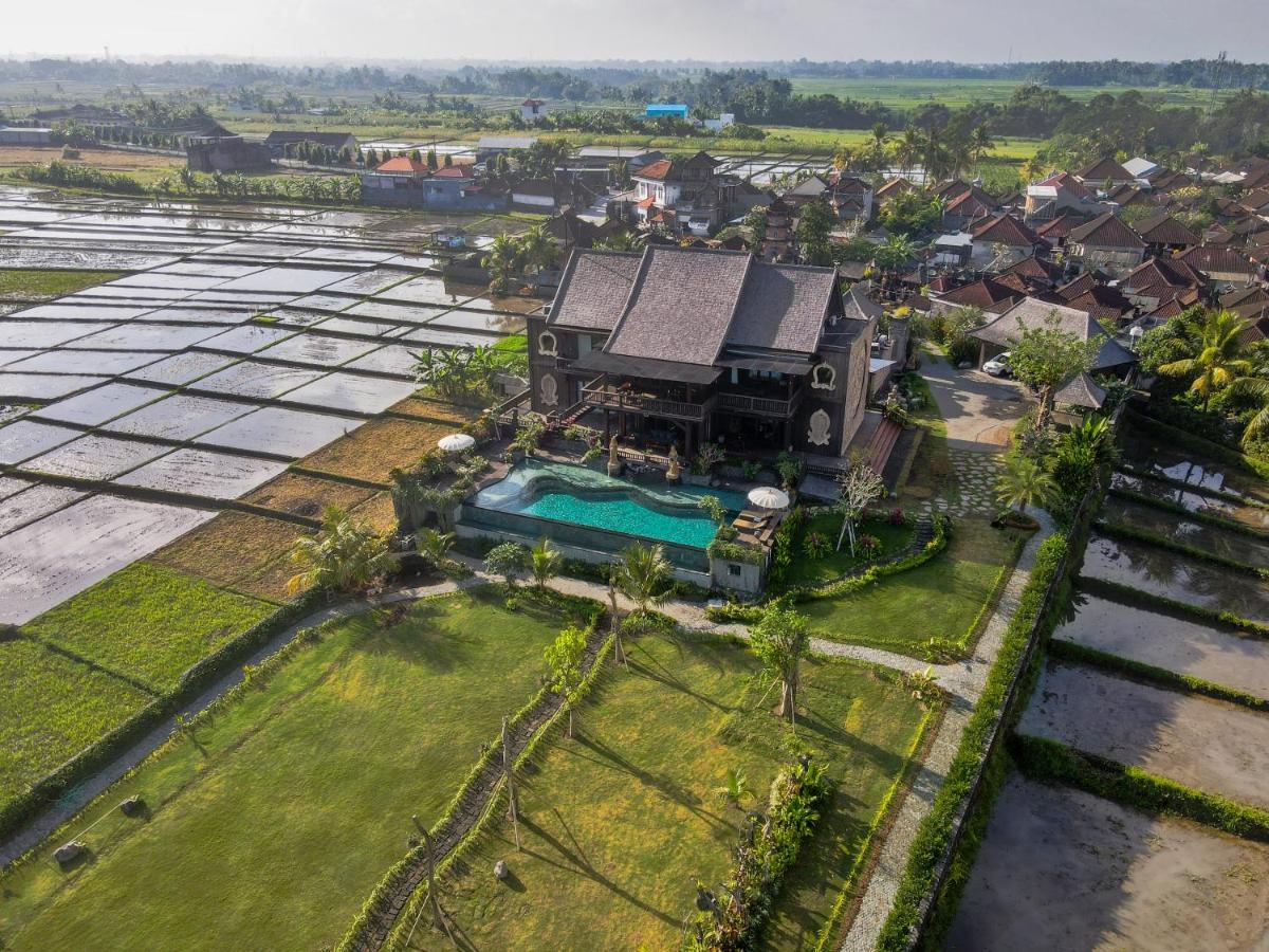 Royal Roco Villa Tanah Lot  Exterior photo